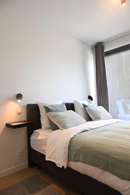 Spacious 4-guest Seaside In Oostende